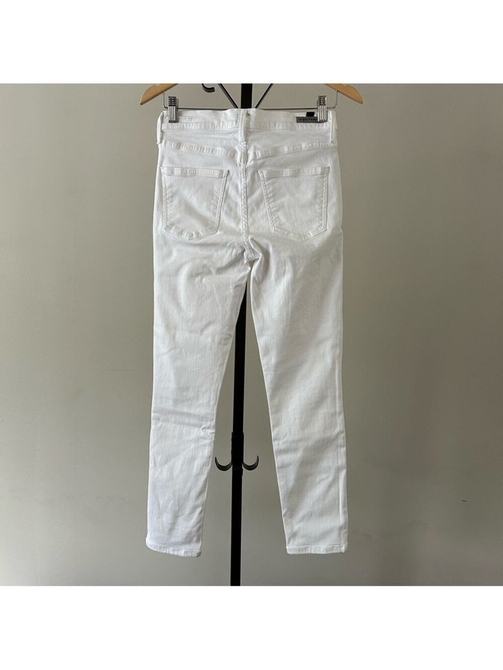 Citizen of Humanity Rocket Crop High Rise Skinny Jeans, Size 26. - Picture 2 of 9